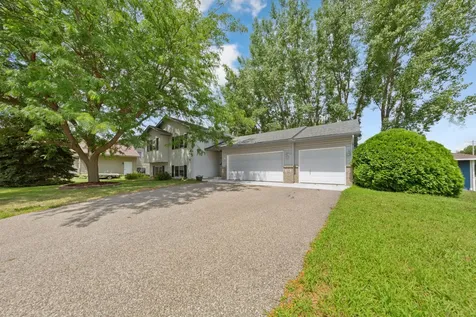 2206 W Hill Street Faribault MN 55021