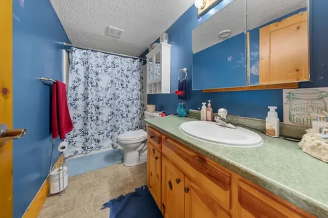 2206 W Hill Street Faribault MN 55021