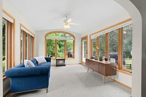 10359 Huntington Drive Eden Prairie MN 55347