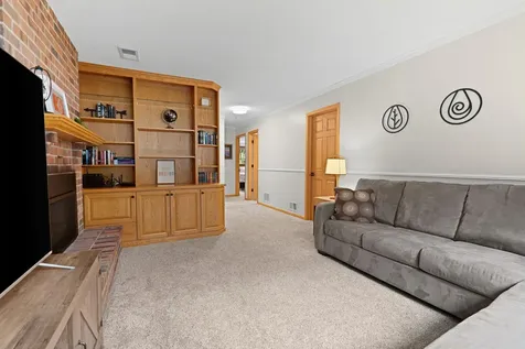 10359 Huntington Drive Eden Prairie MN 55347