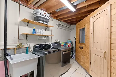 10359 Huntington Drive Eden Prairie MN 55347