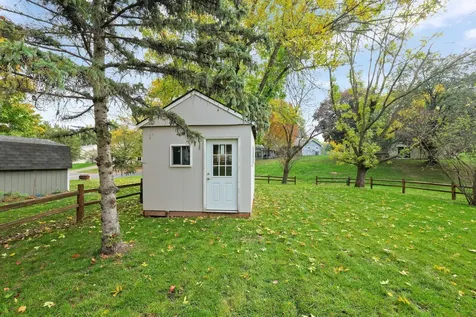 10359 Huntington Drive Eden Prairie MN 55347