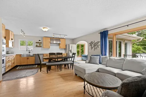 10359 Huntington Drive Eden Prairie MN 55347