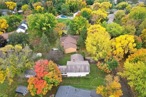 10359 Huntington Drive Eden Prairie MN 55347