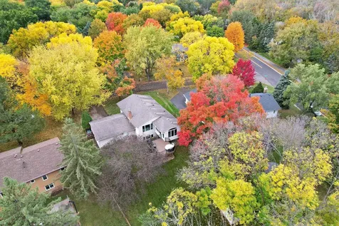 10359 Huntington Drive Eden Prairie MN 55347