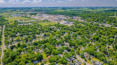 705 Johanna Avenue Willmar MN 56201
