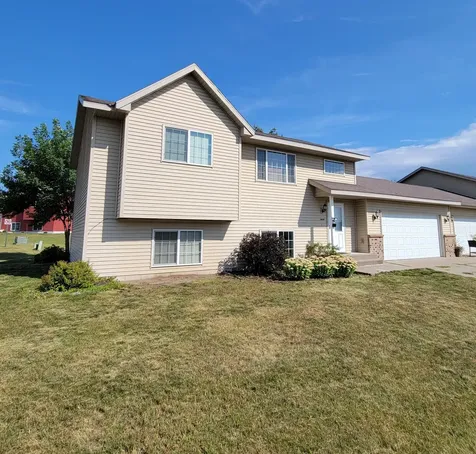 316 Jefferson Lane Saint Joseph MN 56374