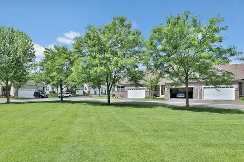 4460 Empire Drive N Hugo MN 55038