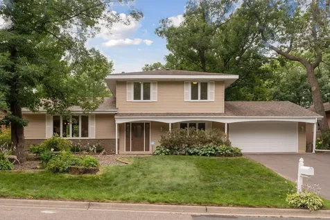 1086 Carlton Drive Shoreview MN 55126