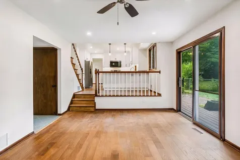1086 Carlton Drive Shoreview MN 55126