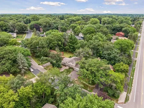 1086 Carlton Drive Shoreview MN 55126