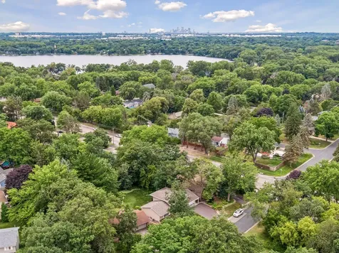 1086 Carlton Drive Shoreview MN 55126