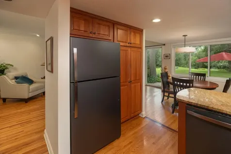 2016 Southfield Court SW Rochester MN 55902