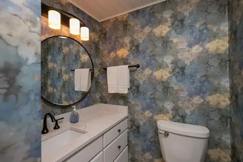 2016 Southfield Court SW Rochester MN 55902