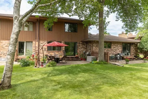 2016 Southfield Court SW Rochester MN 55902