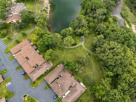 2016 Southfield Court SW Rochester MN 55902