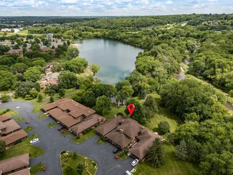2016 Southfield Court SW Rochester MN 55902