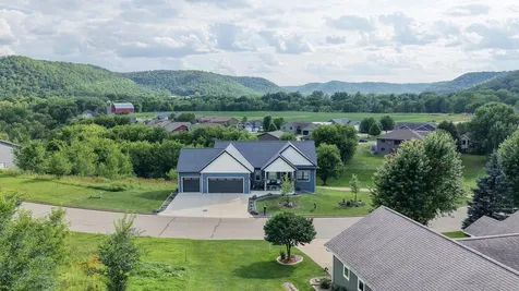 166 Rimrock Road Rollingstone MN 55969