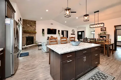 166 Rimrock Road Rollingstone MN 55969