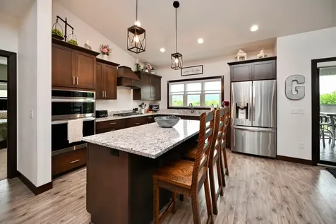 166 Rimrock Road Rollingstone MN 55969