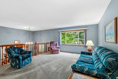 4261 Dunrovin Lane Eagan MN 55123