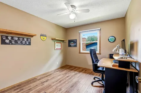 4261 Dunrovin Lane Eagan MN 55123