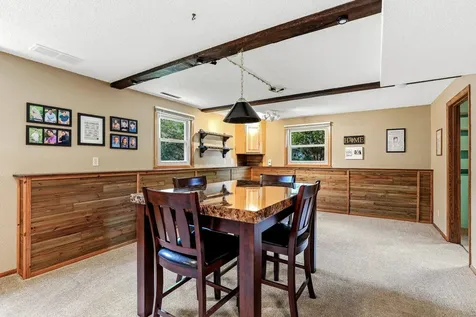 4261 Dunrovin Lane Eagan MN 55123