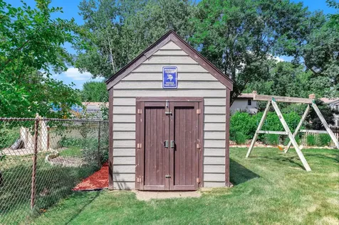 4261 Dunrovin Lane Eagan MN 55123