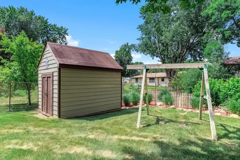 4261 Dunrovin Lane Eagan MN 55123