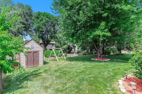 4261 Dunrovin Lane Eagan MN 55123