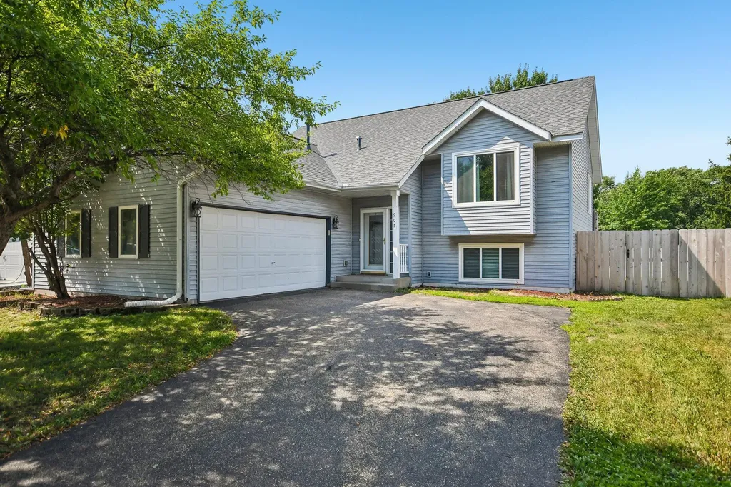 905 Walnut Street Farmington MN 55024
