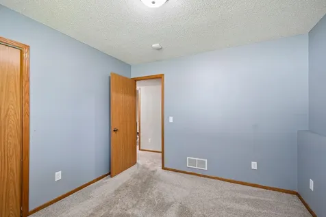 905 Walnut Street Farmington MN 55024