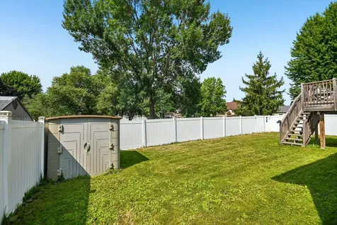 905 Walnut Street Farmington MN 55024