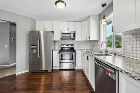 905 Walnut Street Farmington MN 55024