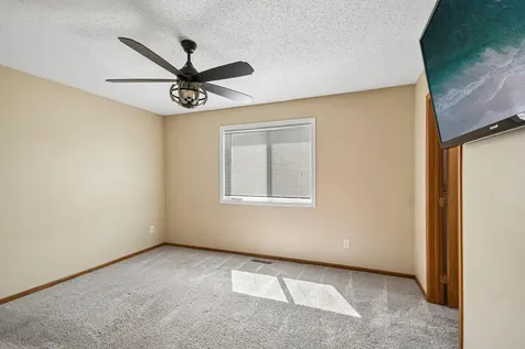 905 Walnut Street Farmington MN 55024