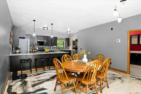 5841 Spruce Lane Duluth MN 55811