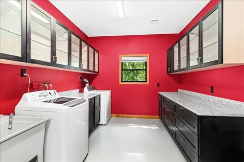 5841 Spruce Lane Duluth MN 55811