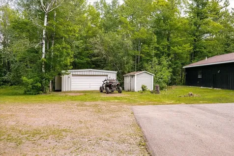 5841 Spruce Lane Duluth MN 55811