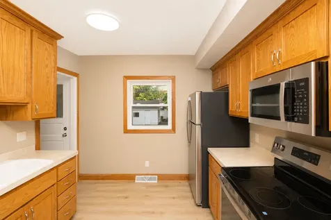 3434 Thomas Avenue N Minneapolis MN 55412