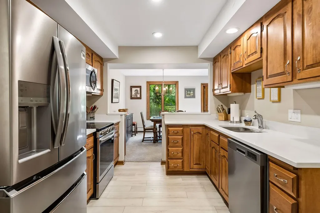 5501 Dewey Hill Road Edina MN 55439