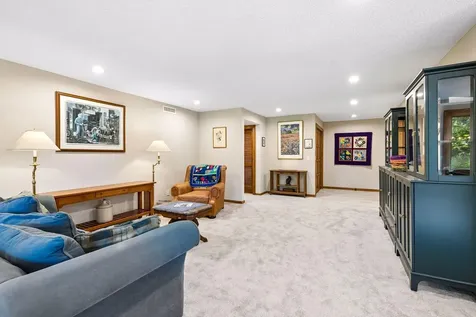 5501 Dewey Hill Road Edina MN 55439