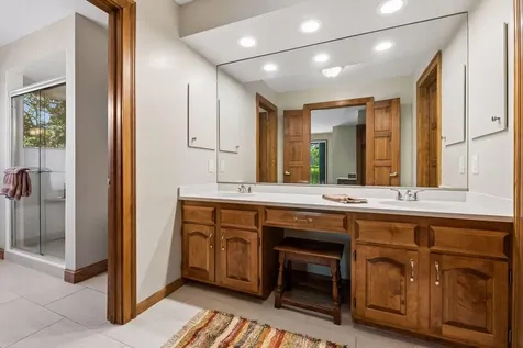 5501 Dewey Hill Road Edina MN 55439