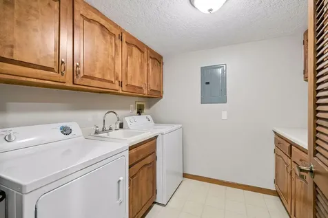 5501 Dewey Hill Road Edina MN 55439