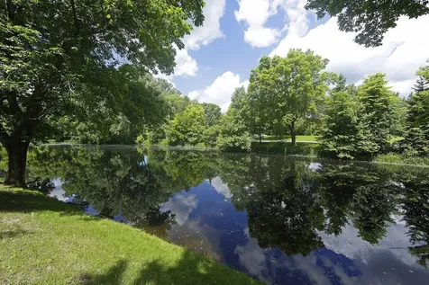5501 Dewey Hill Road Edina MN 55439