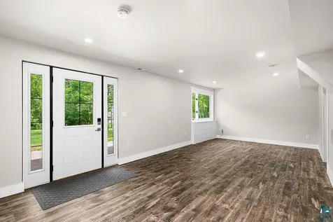5025 Reid Road Duluth MN 55803