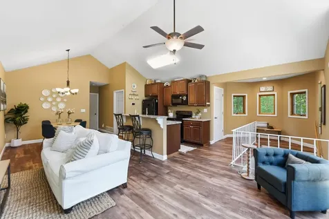 1834 Petes Point Lane SW Alexandria MN 56308