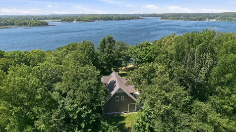 1834 Petes Point Lane SW Alexandria MN 56308