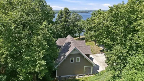 1834 Petes Point Lane SW Alexandria MN 56308