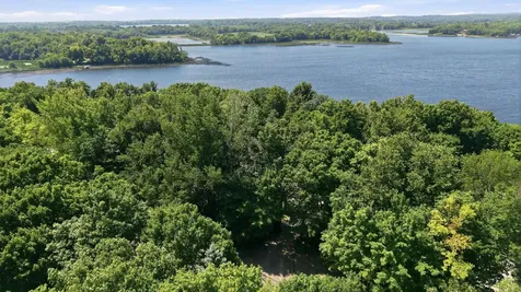 1834 Petes Point Lane SW Alexandria MN 56308