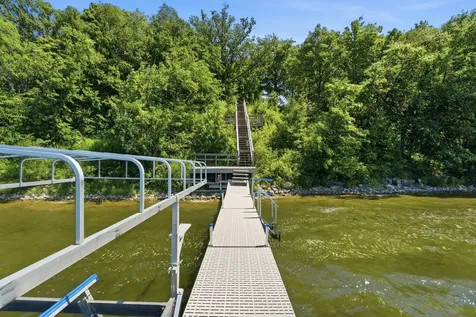 1834 Petes Point Lane SW Alexandria MN 56308
